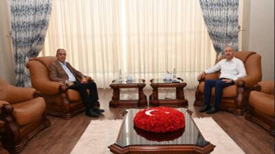 Hatay Mustafa Kemal Üniversitesi (HMKÜ) Rektörü Prof. Dr. Veysel Eren,