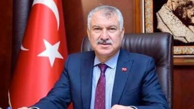 Adana Büyükşehir Belediye Başkanı Zeydan Karalar, yürütülen yolsuzluk soruşturması kapsamında