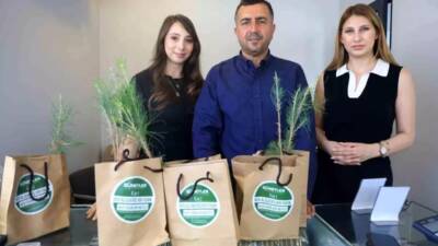 Hatay’da uzun yıllardır sarraflık yapan Ahmet Güney, kentte yaşanan orman