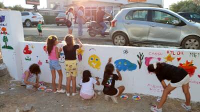 Defne Gönüllüleri Derneği’nin öncülüğünde yaklaşık iki yıldır her Cuma günü