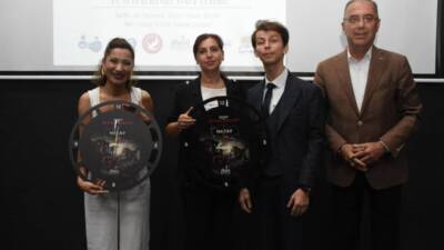 Depremzede çocukların çizimleriyle hazırlanan belgeselin Hatay özel gösterimi duygusal anlara