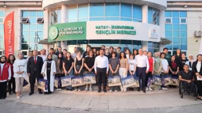 Hatay Valisi Mustafa Masatlı, İskenderun Gençlik Merkezi’nde gerçekleştirilen “Cevabı Sende