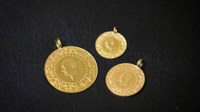 İstanbul Kuyumcular Odası (İKO) Başkanı Mustafa Atayık, Türkiye’de yastık altında