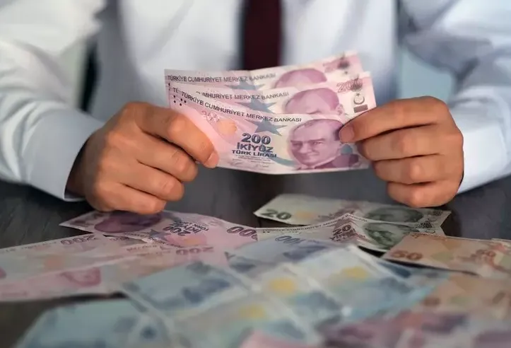 Hükümetin memurlara 2026 ve 2027 yılları için önerdiği düşük zam