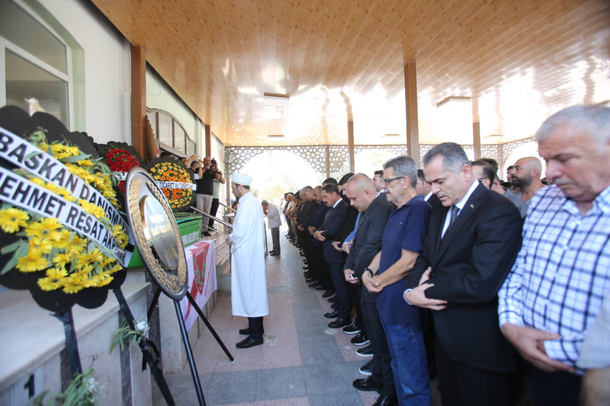 Trendyol 1. Lig ekiplerinden Hatayspor’un eski başkanı Mehmet Şaşmaz (64),