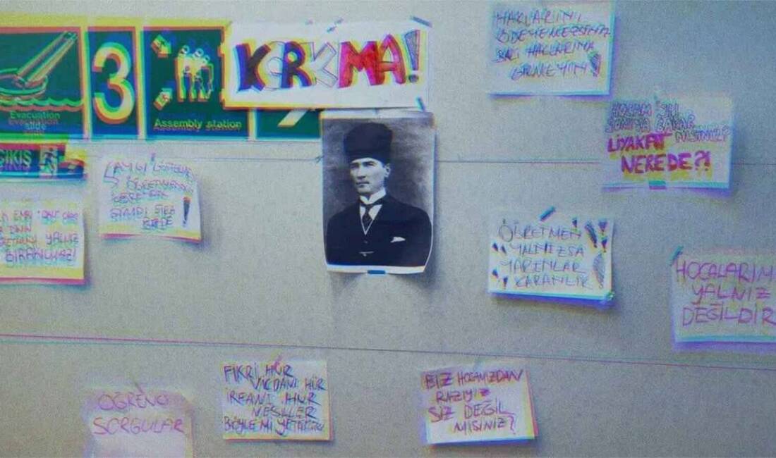 Hatay’da bir Anadolu Lisesi’nde görevli öğretmenlerin başka okullara gönderilmesini pankart