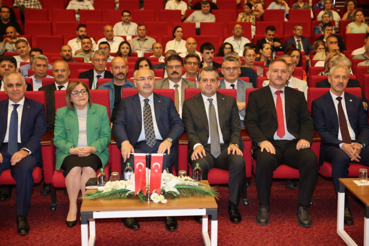 Hatay Mustafa Kemal Üniversitesi Rektörü Prof. Dr. Veysel Eren, Çukurova
