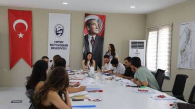 Hatay Büyükşehir Belediyesi (HBB), çocukları ve gençleri bağımlılığın her türlüsünden