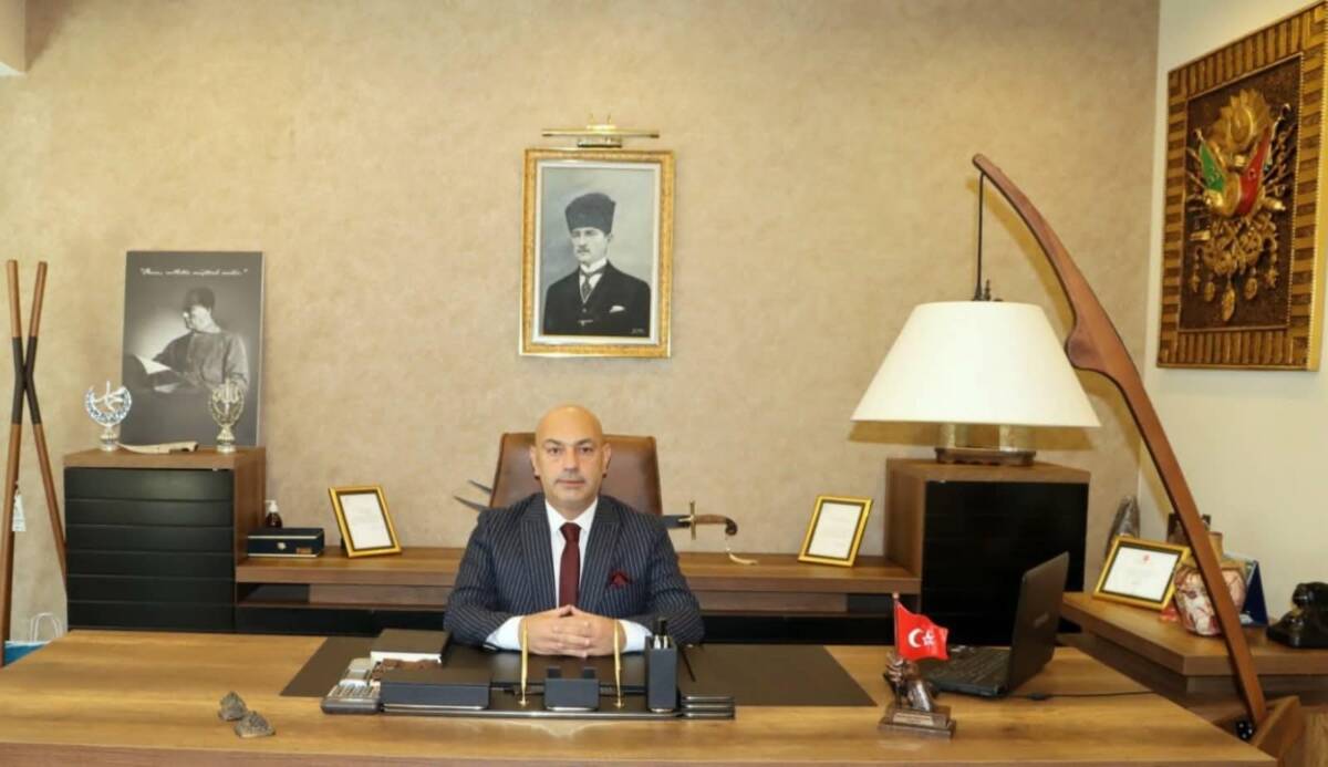 &nbsp; Abdullah Temizyürek, yaptığı açıklamada meslektaşlarıyla birlik ve dayanışma vurgusu