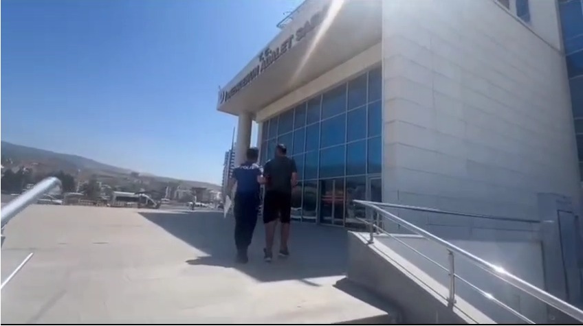 Hatay Emniyet Müdürlüğü ekiplerinin aranan şahıslara yönelik yürüttüğü çalışmalar kapsamında