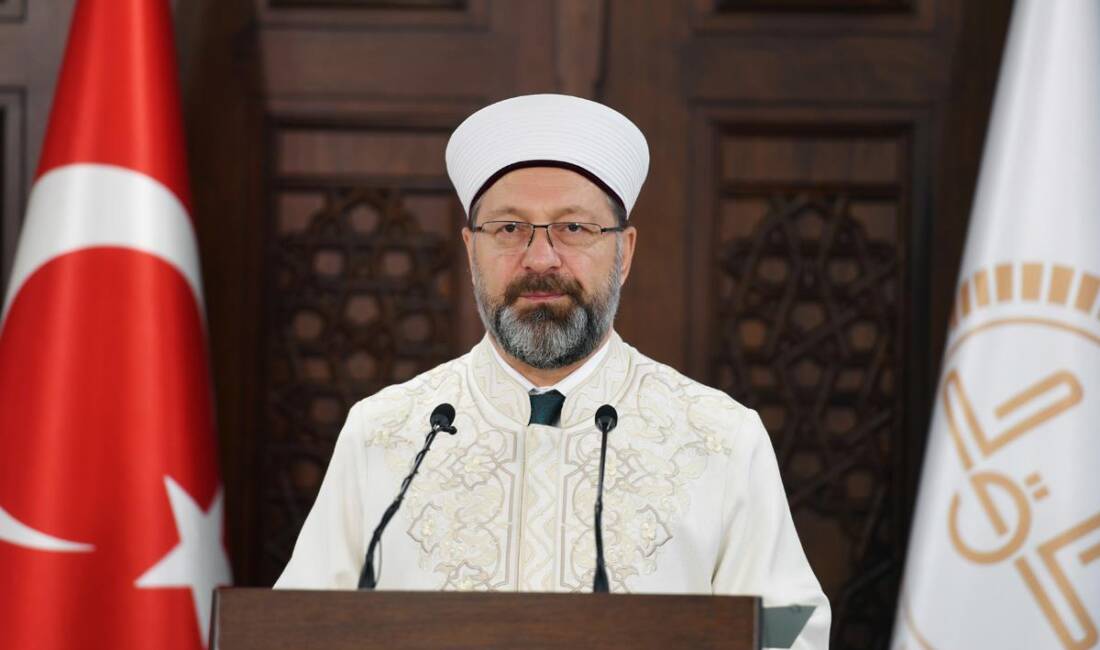   Diyanet İşleri Başkanlığı’nın 15 Ağustos tarihli Cuma hutbesinde, kadınların