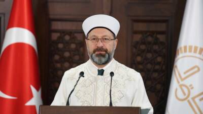   Diyanet İşleri Başkanlığı’nın 15 Ağustos tarihli Cuma hutbesinde, kadınların