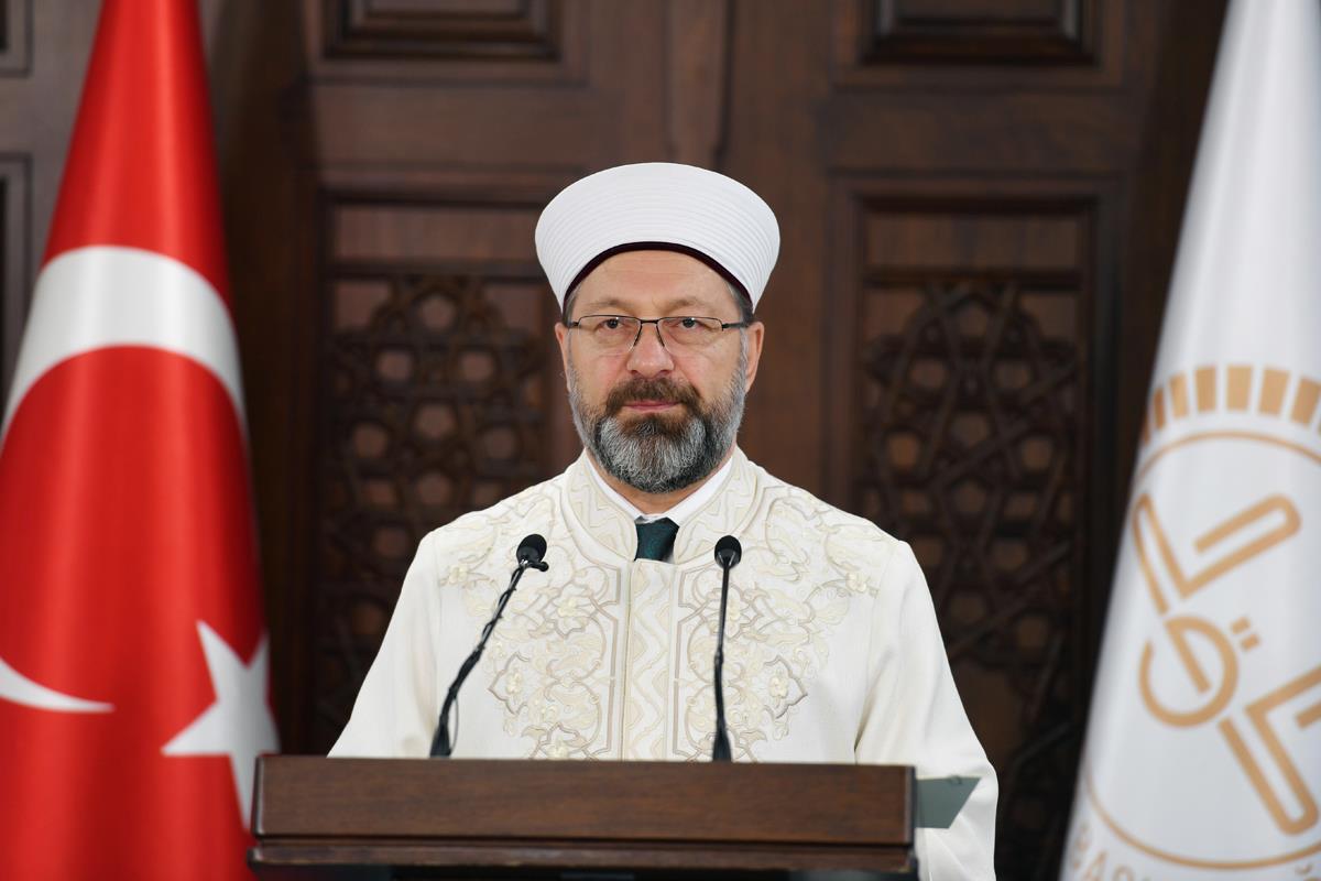 &nbsp; Diyanet İşleri Başkanlığı’nın 15 Ağustos tarihli Cuma hutbesinde, kadınların
