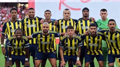 Fenerbahçe, Şampiyonlar Ligi’nde Feyenoord engelini aşarsa, play-off turunda Benfica veya