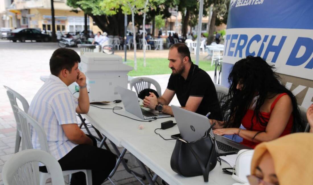 Hatay Büyükşehir’den Üniversite Tercihinde Ücretsiz Danışmanlık Hatay Büyükşehir Belediyesi (HBB), üniversite tercihi yapacak gençlere yönelik ücretsiz