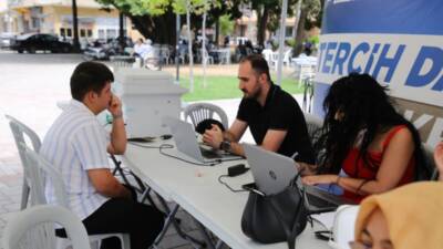 Hatay Büyükşehir Belediyesi (HBB), üniversite tercihi yapacak gençlere yönelik ücretsiz