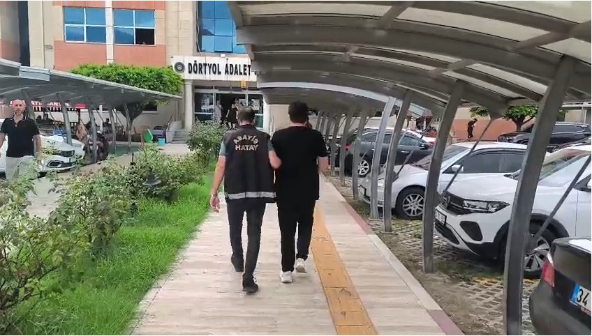 Hatay Emniyet Müdürlüğü ekipleri, aranan şahısların yakalanmasına yönelik yürüttüğü operasyonlar