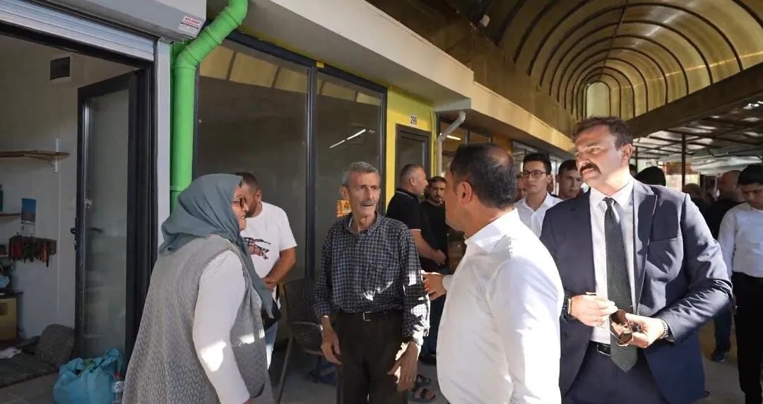 Depremlerden ağır yara alan Tarihi Uzun Çarşı, yeniden inşa sürecine