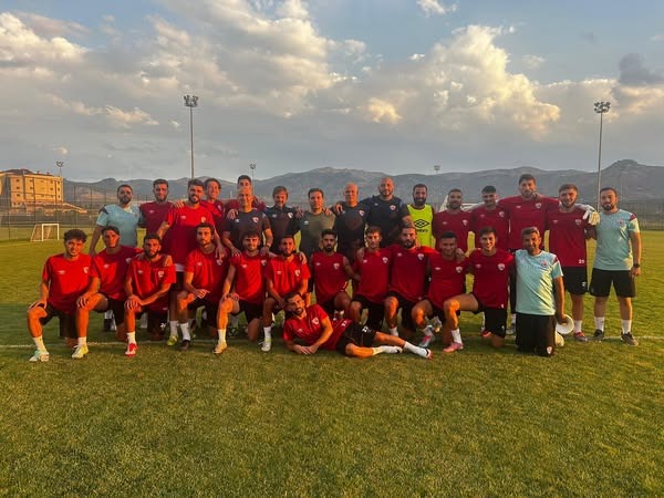 Hatay’ın 2. Lig temsilcisi İskenderunspor, yeni sezon hazırlıklarını sürdürüyor. Turuncu-mavili