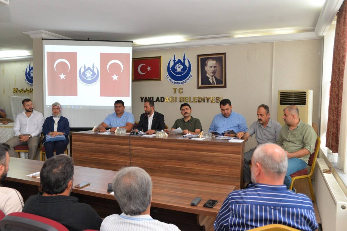 Yayladağı’nda 23. Geleneksel Kültür, Sanat ve Aba Güreşi Festivali’ne sayılı