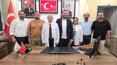 Samandağ Devlet Hastanesi Başhekimi Uzm. Dr. Züheyr Günal’ın makam odası,