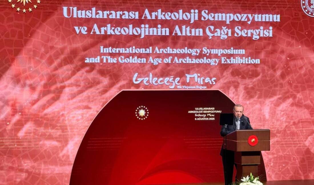 Hatay’ın Reyhanlı ilçesindeki Aççana Höyük’te bulunan yaklaşık 3.500 yıllık tablet,