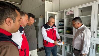 Hatay’da zirai ilaç bayileri Tarım ve Orman İl Müdürlüğü ekipleri
