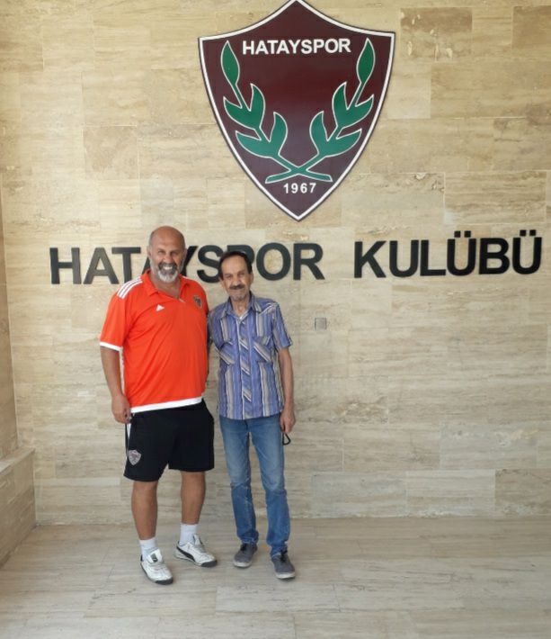 Hatay futbolunun renkli simalarından Ayhan Kılıç, Hatayspor’un eski malzemecisi Mustafa