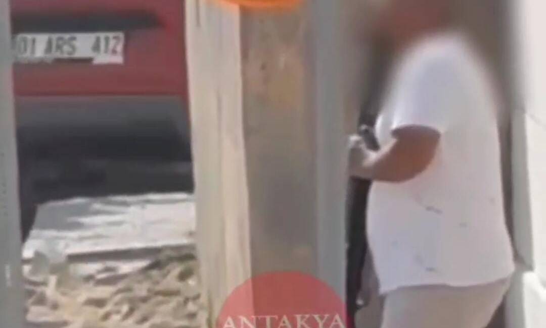 Hatay Valiliği Önünde İntihar Girişimi Hatay’ın Antakya ilçesinde yer alan Hatay Valiliği önünde bugün sabah