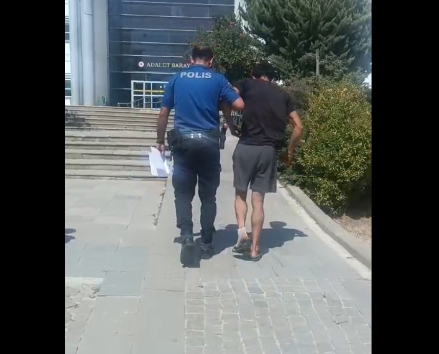 Hatay Emniyet Müdürlüğü ekiplerinin aranan şahıslara yönelik yürüttüğü çalışmalar sonuç