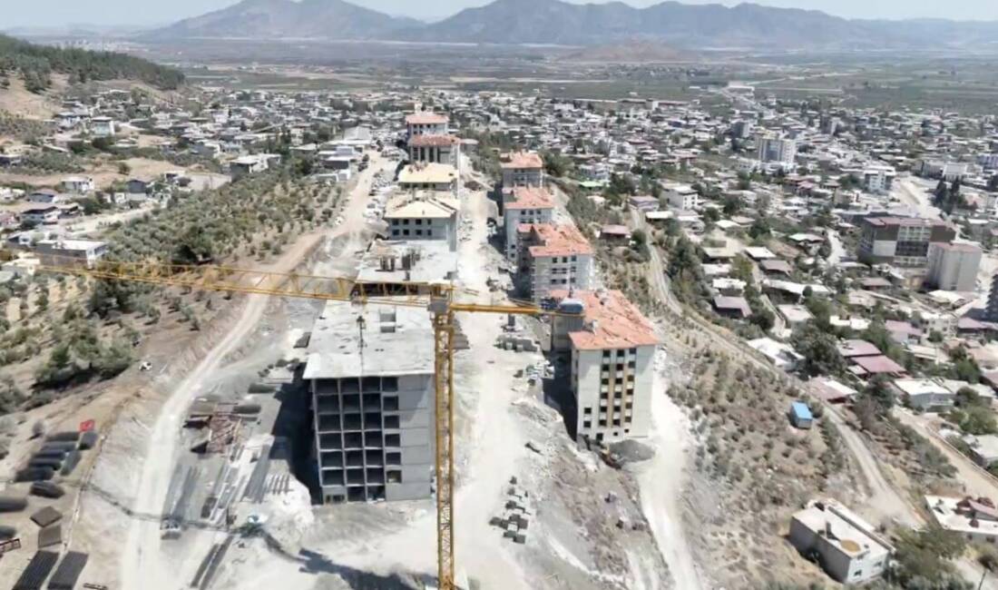 Hatay’ın Hassa ilçesinde, 6 Şubat 2023 tarihinde yaşanan depremlerin ardından