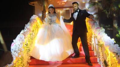 Hatay’da yaşayan adam, iş için gittiği Afrika’da tanıştığı Kübalı gelin