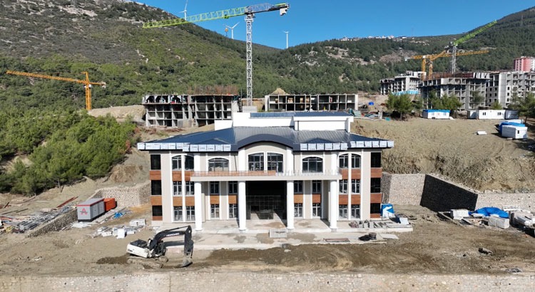 Hatay’ın Kamu Kampüsü Tamamlanmak Üzere Hatay’da uzun yıllardır planlanan ve “Hatay’ın hayali” olarak nitelendirilen Kamu