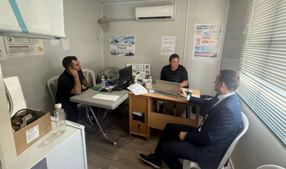 Antakya İlçe Sağlık Müdürü Dr. Ferdi Coşgun, ilçedeki konteyner kentlerde