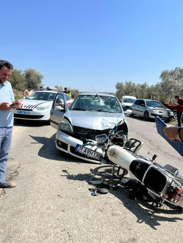 Hatay’ın Altınözü ilçesinde meydana gelen trafik kazasında motosiklet sürücüsü yaralandı.