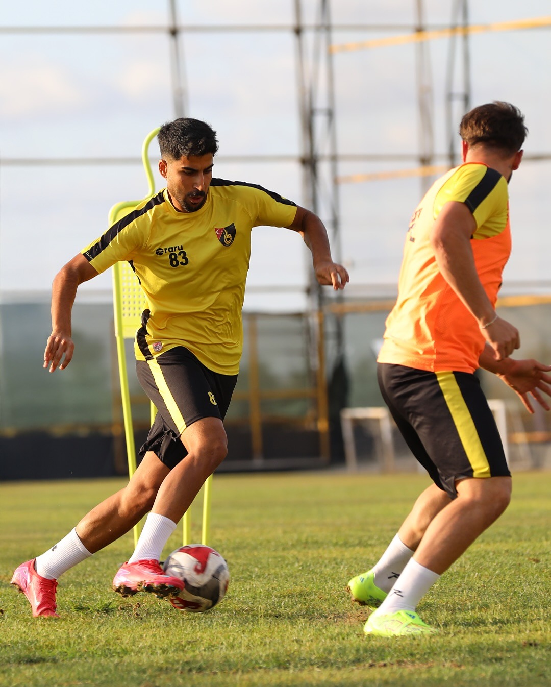Trendyol 1. Lig’in heyecanla beklenen karşılaşmalarından biri olan Hatayspor –