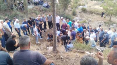 Hatay’ın İskenderun ilçesinde meydana gelen trafik kazasında 2 çocuk annesi