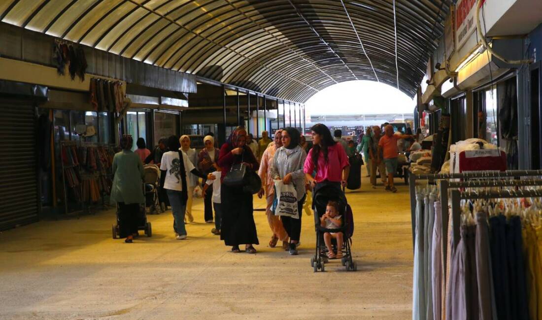 Hatay’da tarihi Uzun Çarşı’daki yıkım ve restorasyon çalışmaları nedeniyle kendileri
