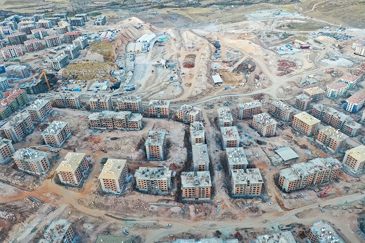 Hatay’da deprem sonrası yeniden yapılanma süreci hızla devam ederken, bazı