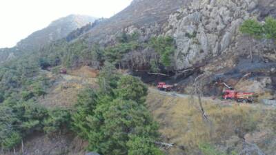 Hatay’ın Antakya ilçesinde dün akşam saatlerinde başlayan ve rüzgarın etkisiyle
