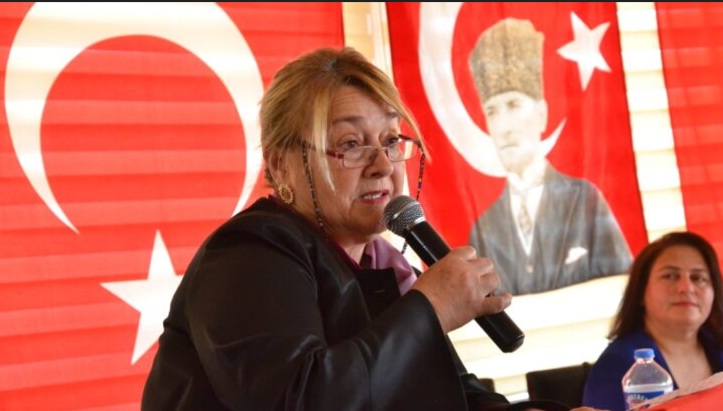 Atatürkçü Düşünce Derneği Antakya Şube Başkanı Doç. Dr. Kezban Kuran,