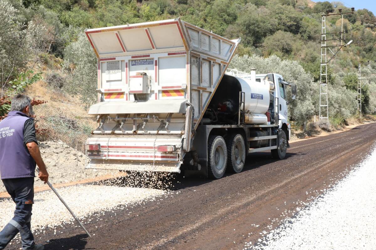 Hatay Büyükşehir Belediyesi (HBB), il genelinde vatandaşlara daha konforlu ve