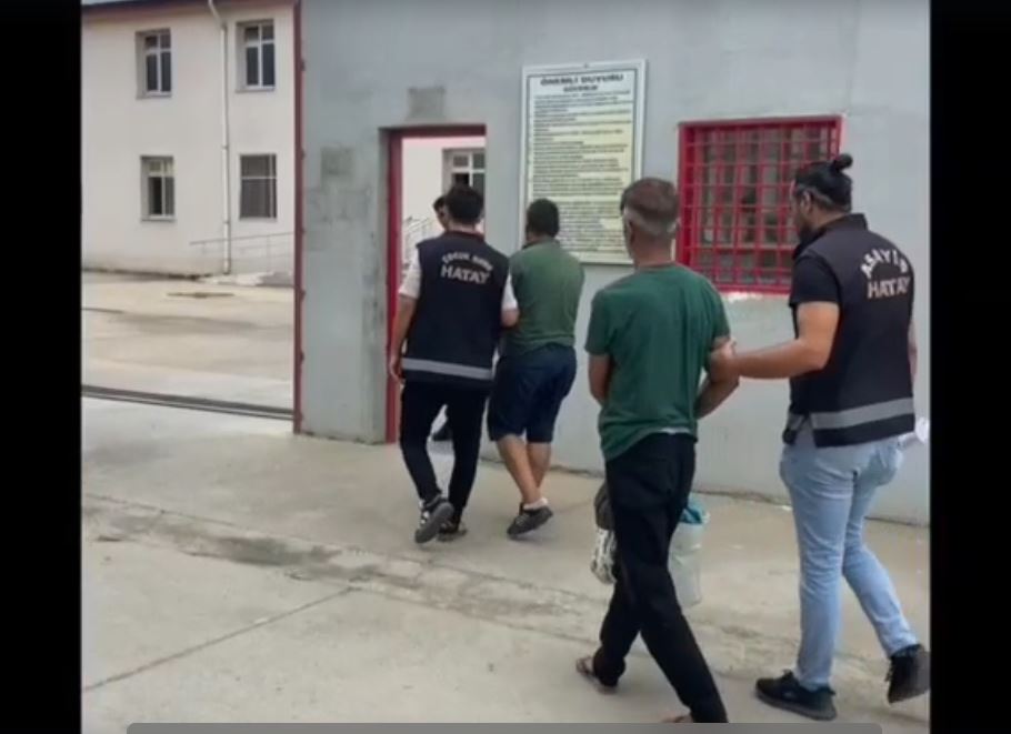 Hatay Emniyet Müdürlüğü ekipleri, hakkında kesinleşmiş hapis cezası bulunan şahısların