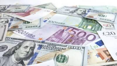 Piyasalarda hareketli geçen haftada gram altın ve avro yatırımcısına kazandırırken,