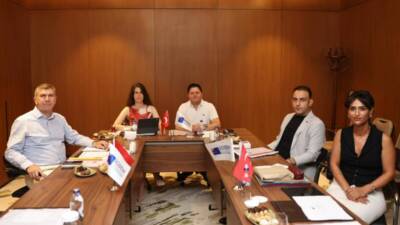 Çeşme Belediye Başkanı Lal Denizli’nin ev sahipliğinde, Sosyal Demokrat Belediyeler