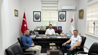 Hatay Gazeteciler Cemiyeti (HGC) Başkanı Nihat Mazmanoğlu ve Başkan Yardımcısı