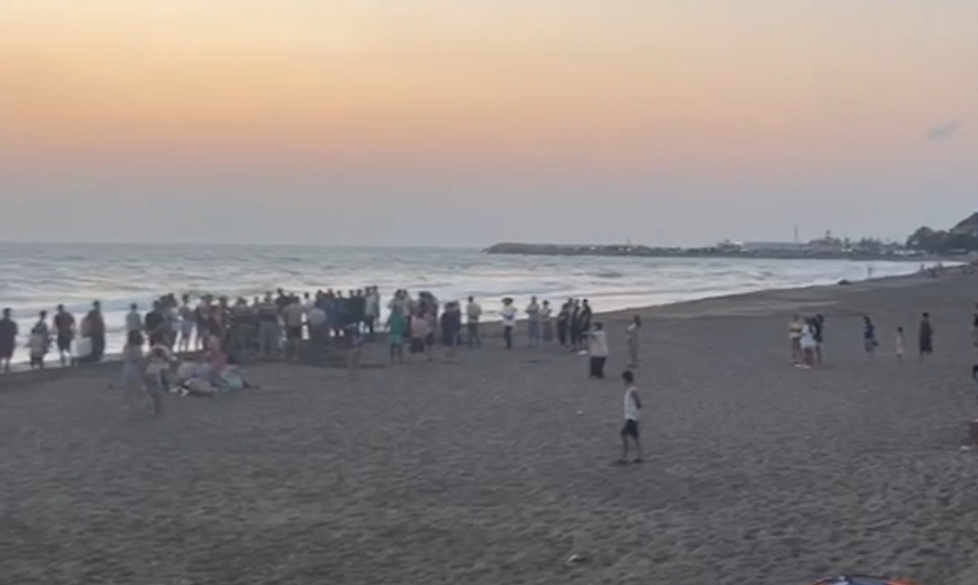 Hatay’ın Samandağ ilçesinde denize giren 5 kişiden biri boğularak hayatını