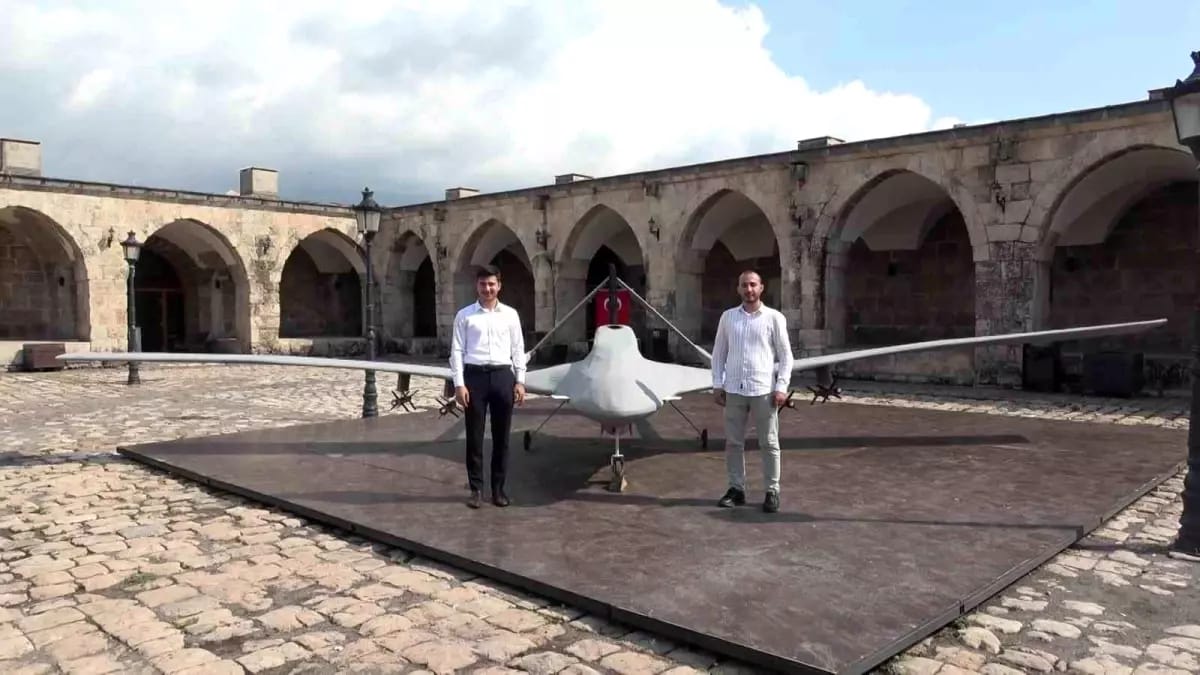 Hatay’ın Payas ilçesinde yaşayan Samet Keskin ve Recep Tayyip Yüksekdağ,