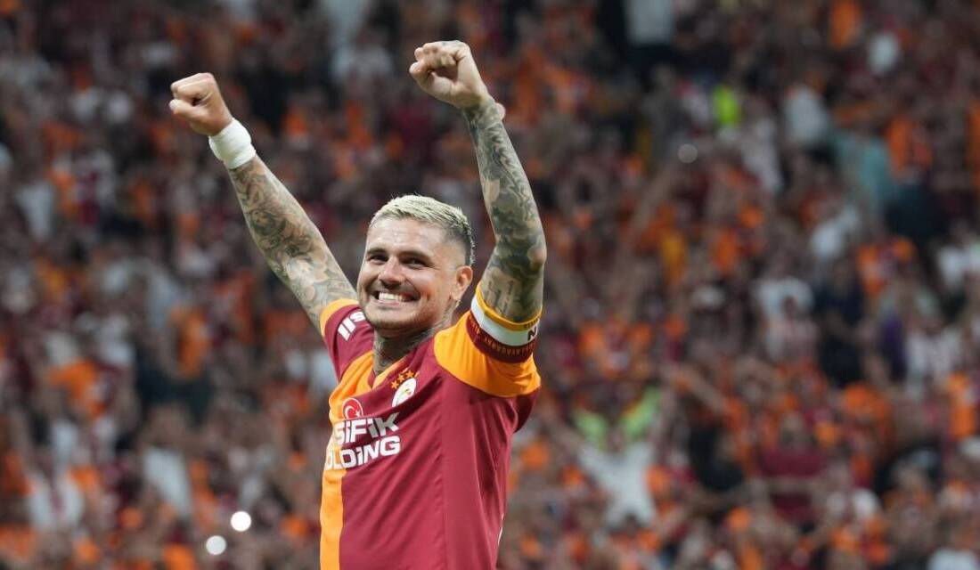   Galatasaray’ın Arjantinli yıldızı ve yeni kaptanı Mauro Icardi, hem