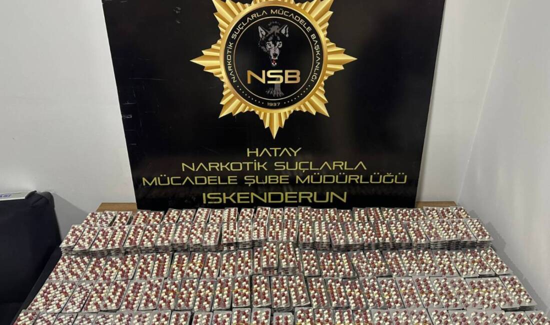 Hatay’ın İskenderun ilçesinde, yurt dışından ülkeye uyuşturucu hap getirildiği bilgisi